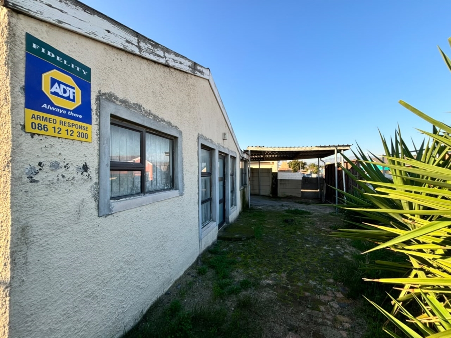 5 Bedroom Property for Sale in Russels Rest Western Cape